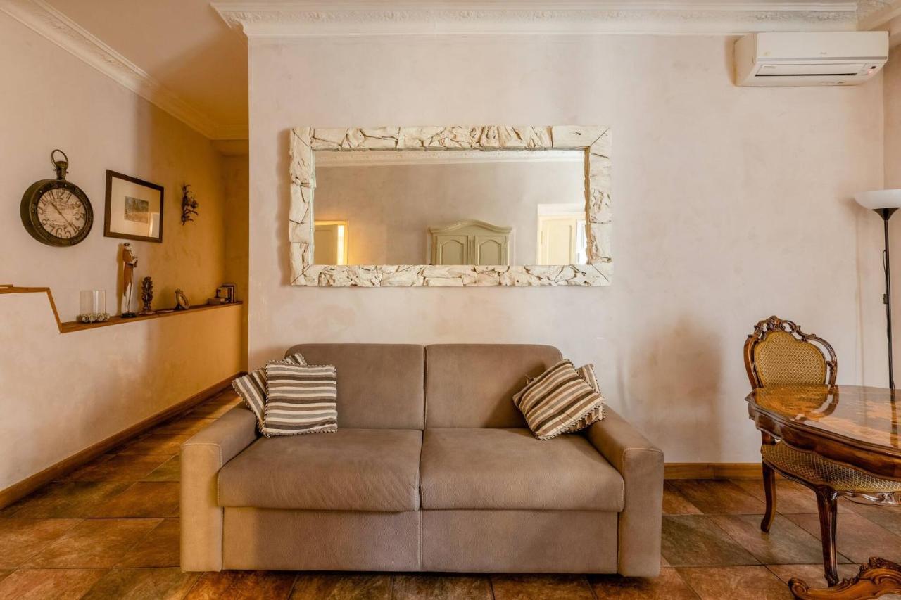 Rome Right In The Ancient Historical Center Two Bedrooms Two Bath, Up To 6 Pax 외부 사진
