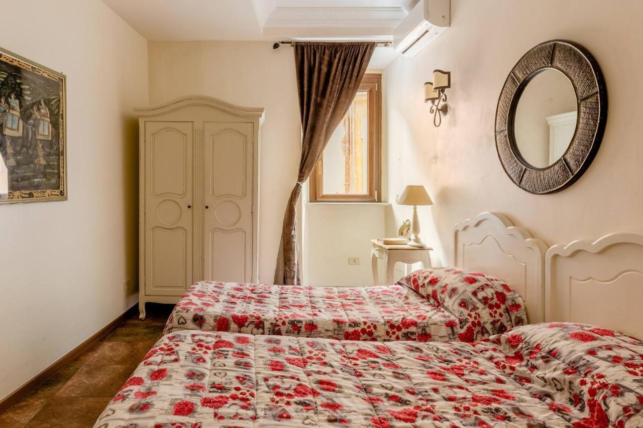 Rome Right In The Ancient Historical Center Two Bedrooms Two Bath, Up To 6 Pax 외부 사진